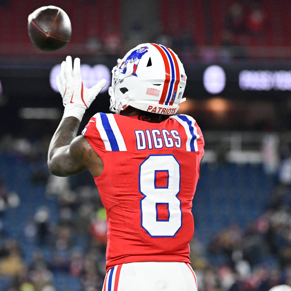 Stefon Diggs Officially Signs with Washington Commanders