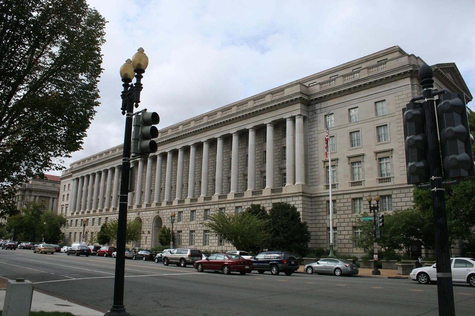 Is Washington, D.C. a high-tax jurisdiction?