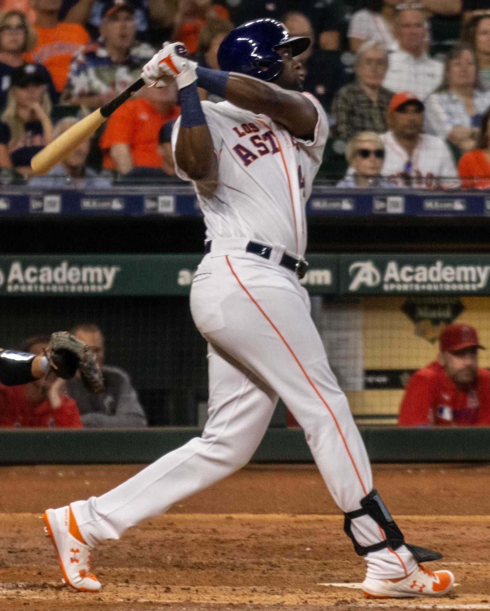 MLB's final weekend is a mess, and somebody is about to make history for all the wrong reasons