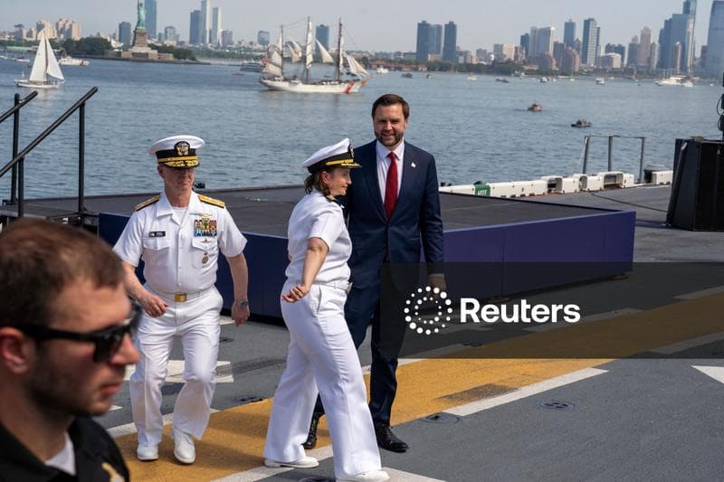 JD Vance Boards USS Kearsarge in New York Harbor for Memorial Day Remarks