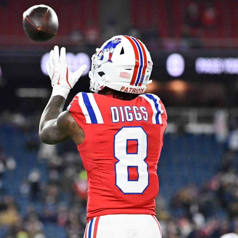 Stefon Diggs Officially Signs with Washington Commanders