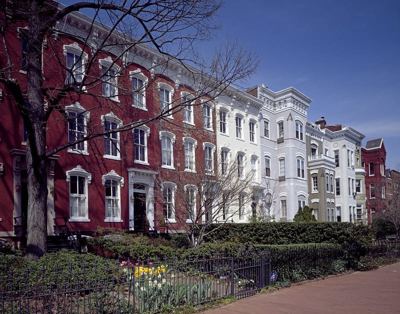 Is $100,000 a good salary in Washington, DC?