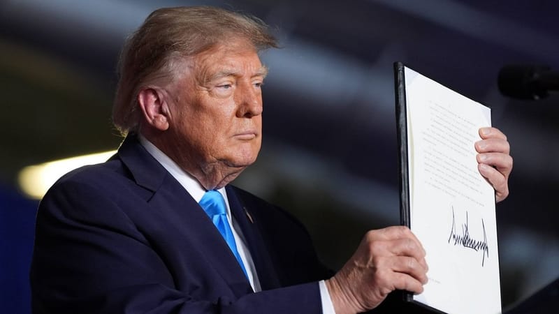 Trump signs red-dyed diesel order at Nebraska rally, deferring 24-cent-per-gallon tax through year's end